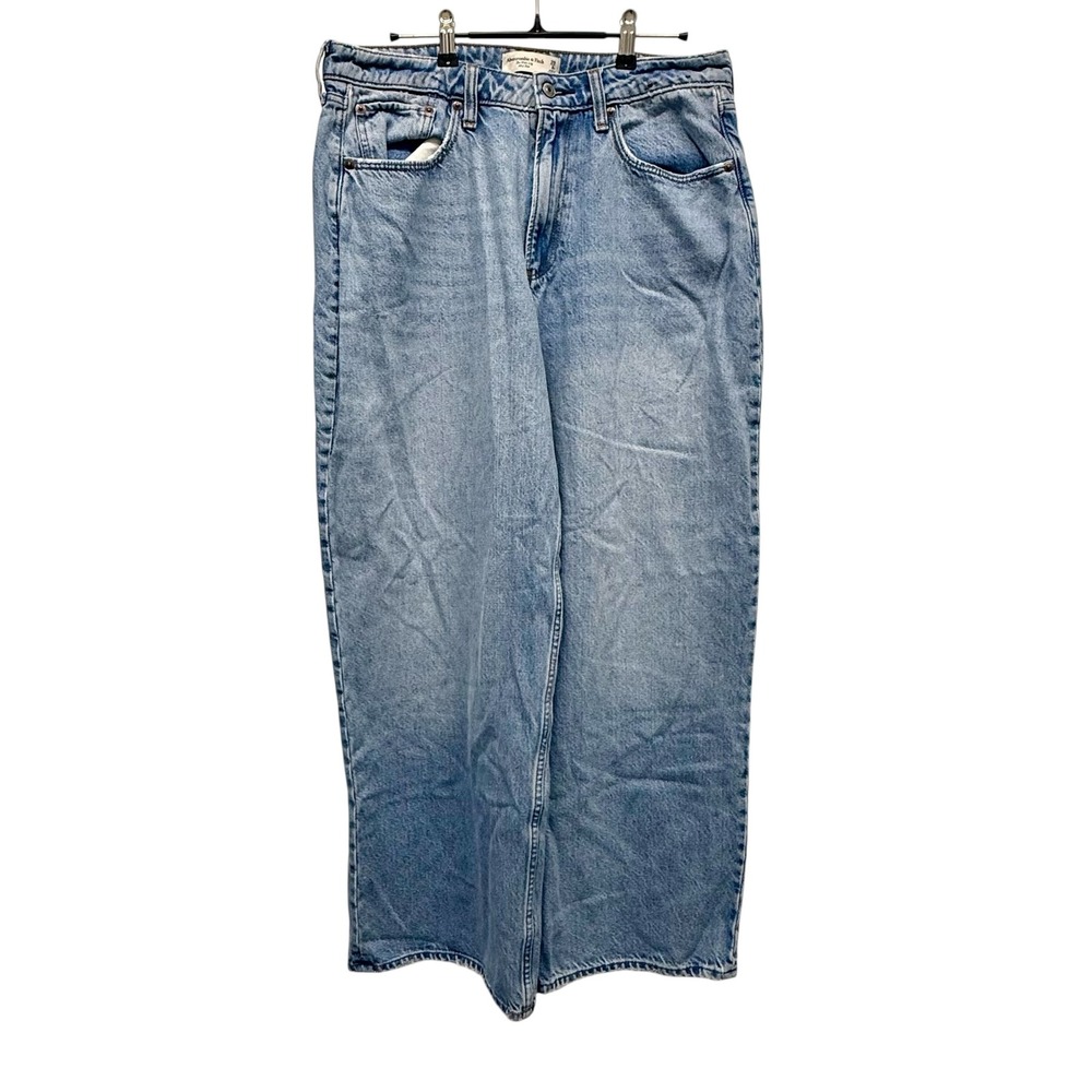 Abercrombie & Fitch Curve Love The Wide Leg Mid Rise Jeans Light Wash 29/8R Y2K